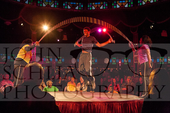 john-schlia-photography-mardi-gras-14-010