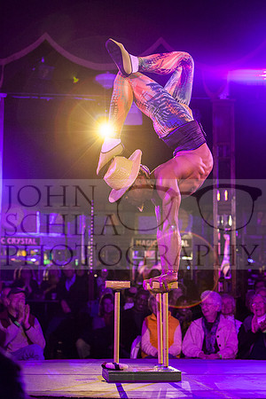 john-schlia-photography-mardi-gras-14-033