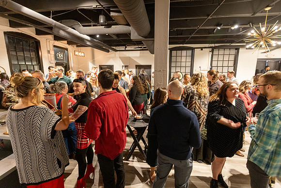 NEXT-holiday-party-2023_0404