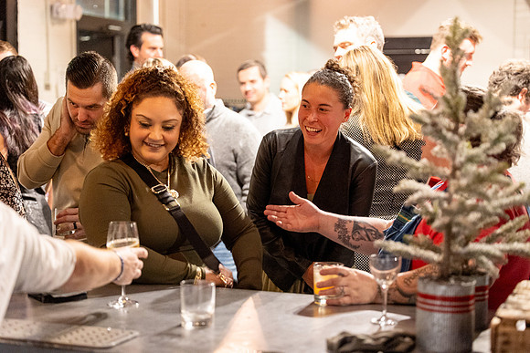 NEXT-holiday-party-2023_0417
