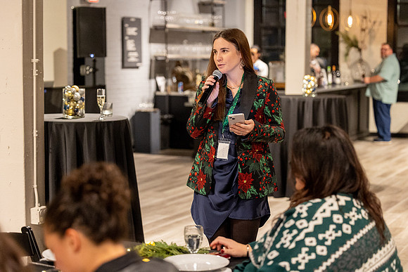 NEXT-holiday-party-2023_0516