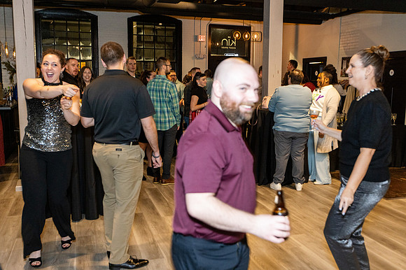 NEXT-holiday-party-2023_0895