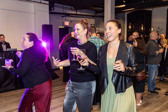 NEXT-holiday-party-2023_1131