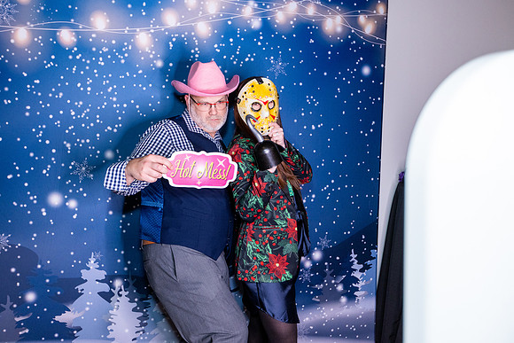 NEXT-holiday-party-2023_1242