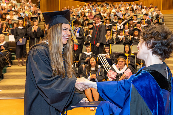 english-graduation-2024_0674