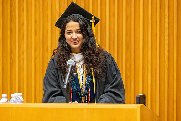 english-graduation-2024_0539