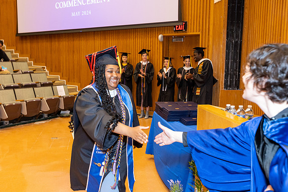 english-graduation-2024_0327