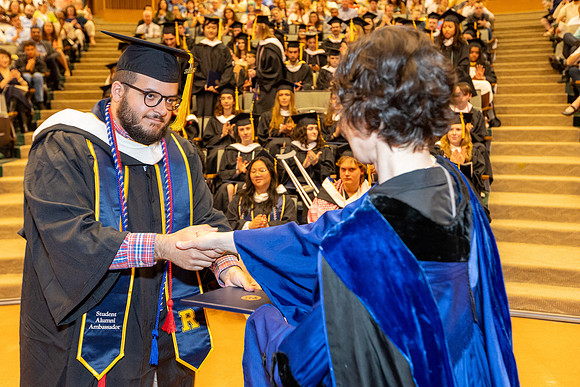 english-graduation-2024_0755