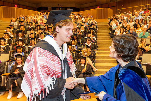 english-graduation-2024_0617