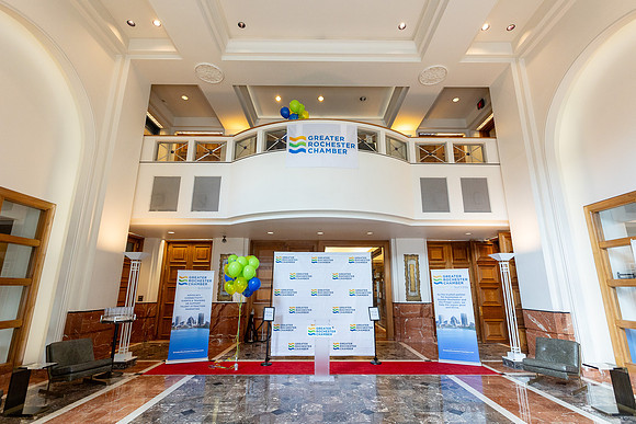 chamber-ribbon-cutting_004