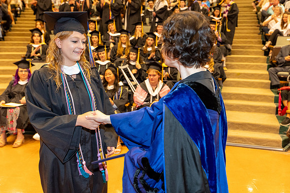 english-graduation-2024_0784