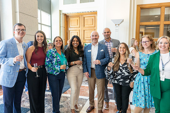 chamber-ribbon-cutting_571