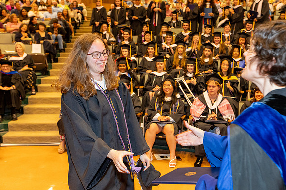 english-graduation-2024_0868
