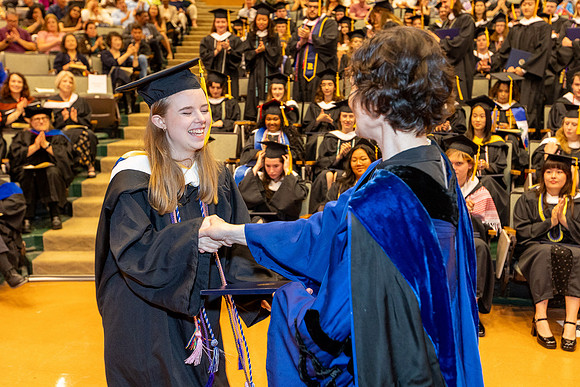 english-graduation-2024_0729