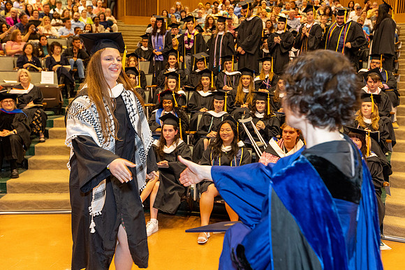 english-graduation-2024_0757