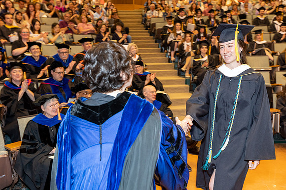 english-graduation-2024_0293