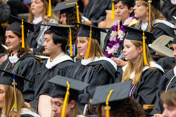 english-graduation-2024_0197