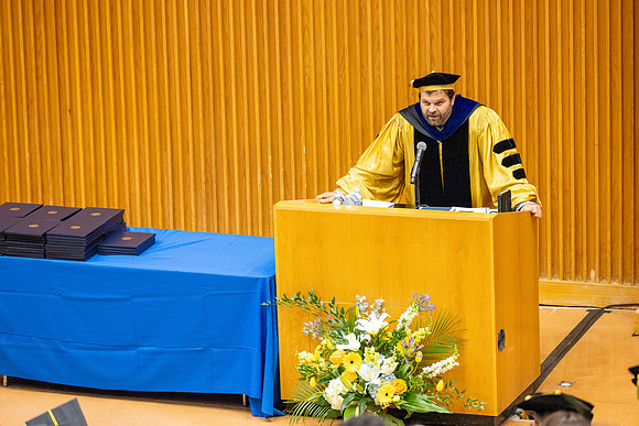 english-graduation-2024_0257