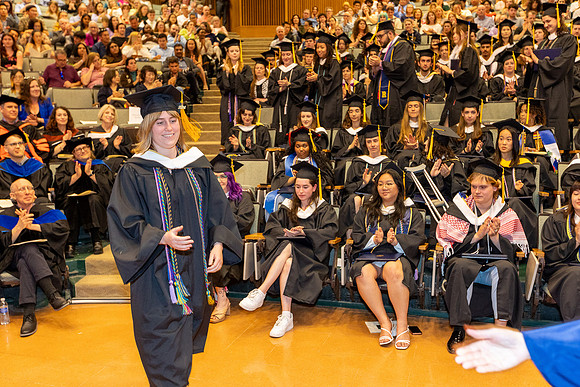 english-graduation-2024_0719