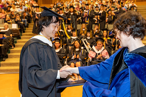 english-graduation-2024_0717
