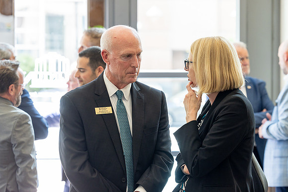 chamber-ribbon-cutting_142-web