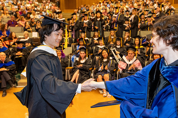 english-graduation-2024_0713