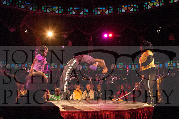 john-schlia-photography-mardi-gras-14-009