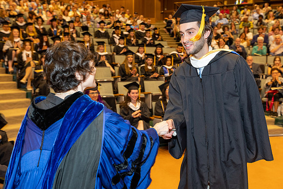 english-graduation-2024_0307