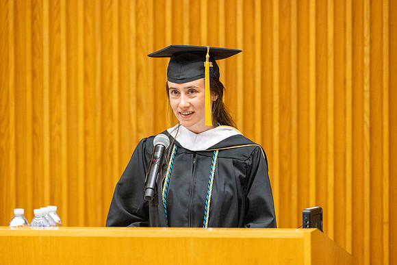 english-graduation-2024_0453
