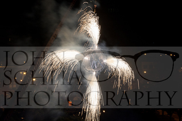 john-schlia-photography-circus-orange-14-027