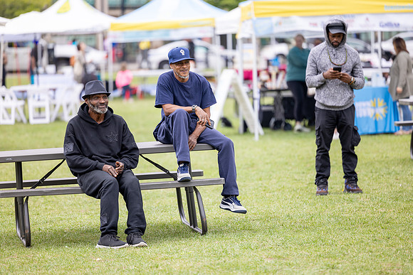 240821-midday-bash_110