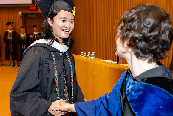english-graduation-2024_0325