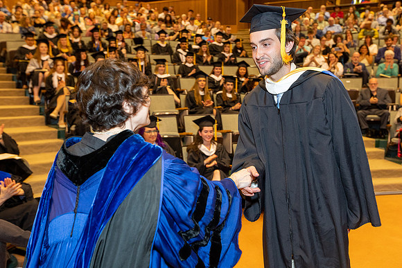 english-graduation-2024_0308