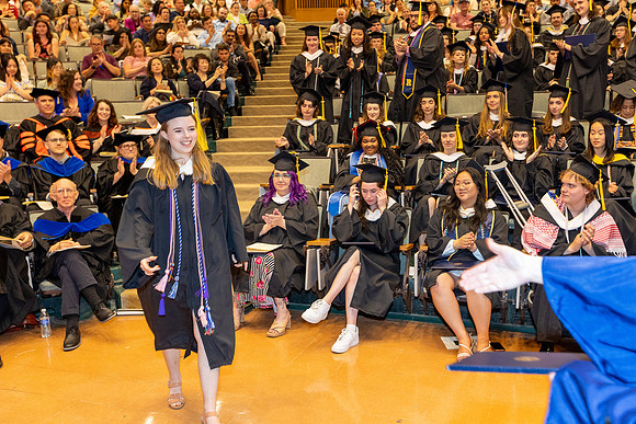 english-graduation-2024_0726