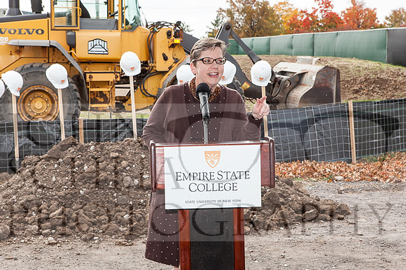 141016-empire-state-college-groundbreaking-028-web