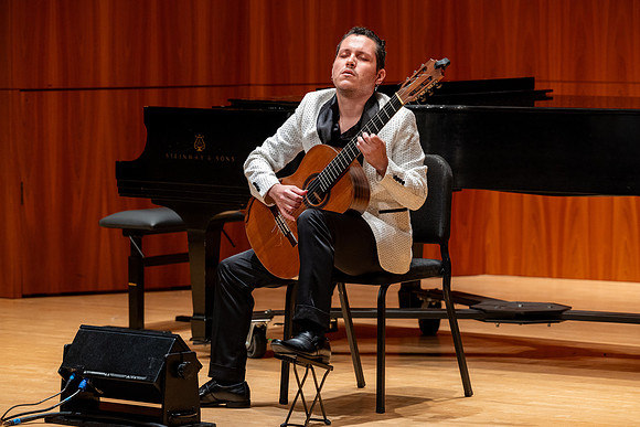 ESM-Hispanic-Heritage-Recital_0631