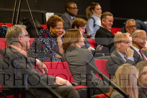 roc-chamber-gov-hochul_040