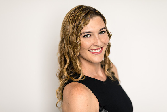 headshots-leigh-evans-27