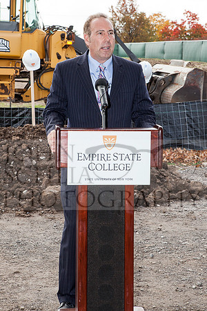 141016-empire-state-college-groundbreaking-025-web