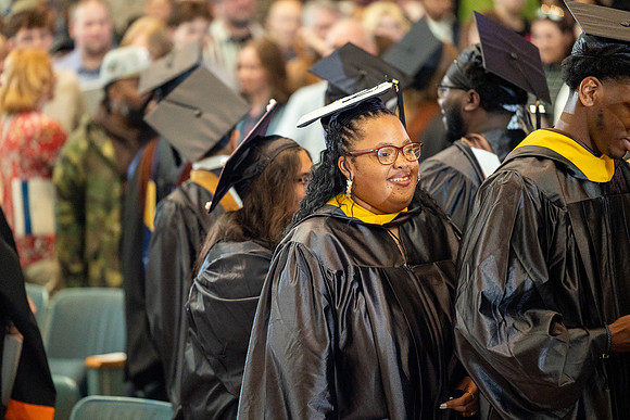 villa-maria-graduation-2025_2426
