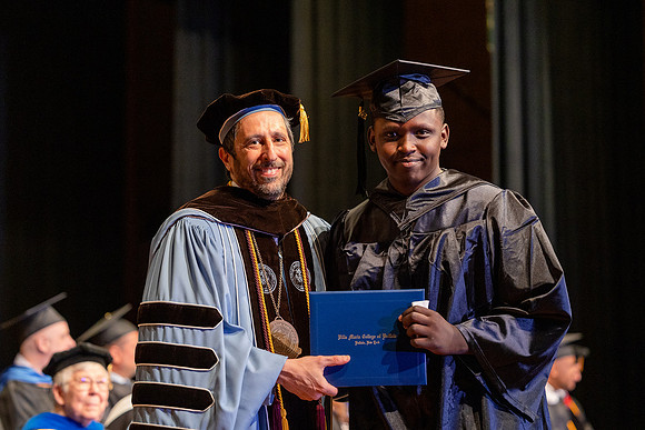 villa-maria-graduation-2025_2259