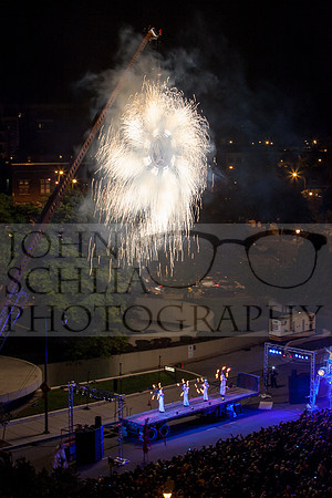 john-schlia-photography-circus-orange-14-029