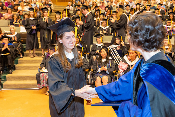 english-graduation-2024_0676