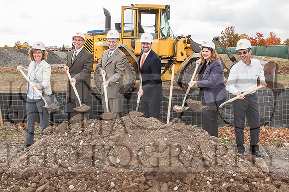 141016-empire-state-college-groundbreaking-040-web