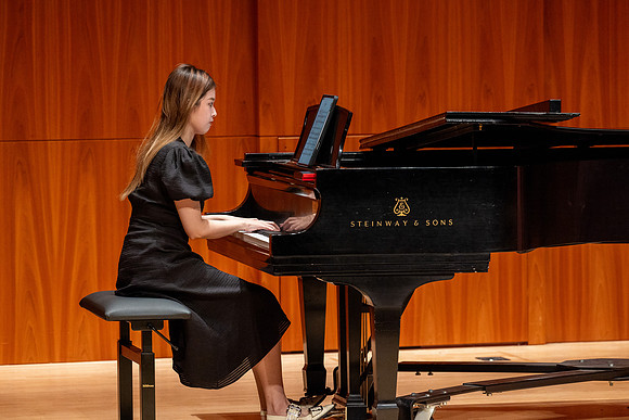 ESM-Hispanic-Heritage-Recital_0655