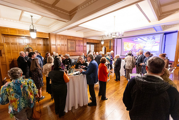 curator-reception_482
