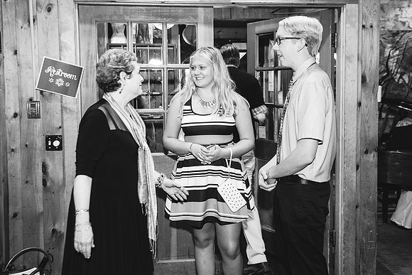 160816-elizabeth-nick-party-40