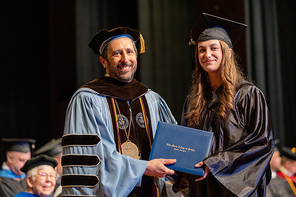 villa-maria-graduation-2025_2190