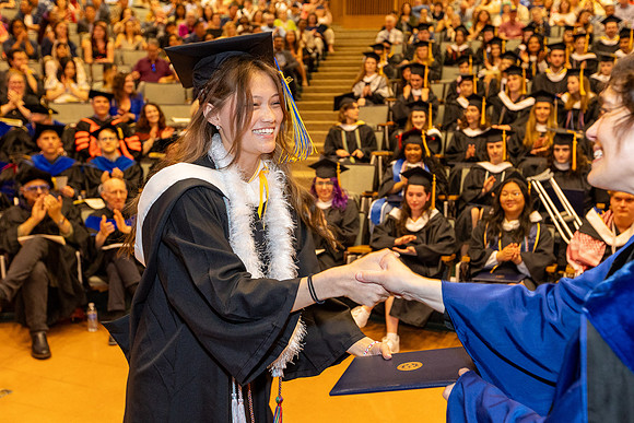 english-graduation-2024_0702