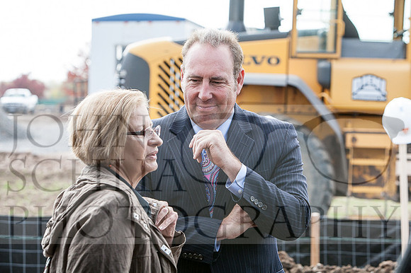 141016-empire-state-college-groundbreaking-017-web